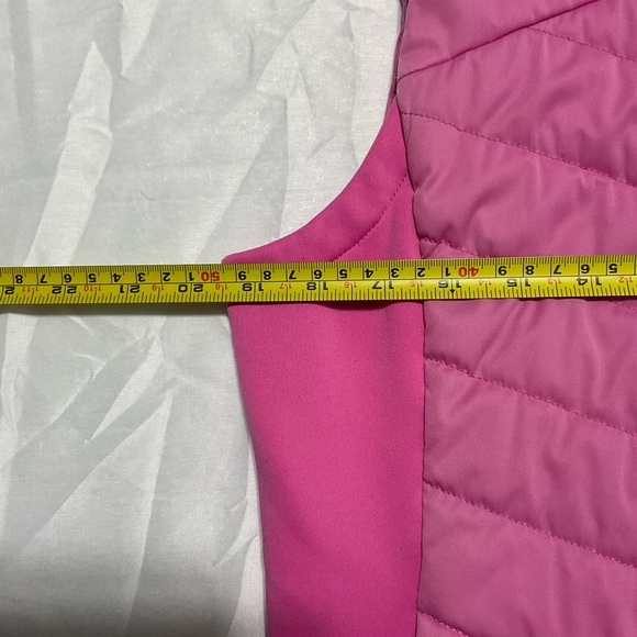 The North Face Pink Quilted Vest - Picture 6 of 7